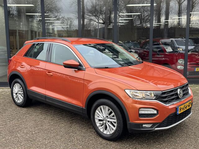 Volkswagen T-Roc 1.0 TSI Sport *Navigatie*Stoelverwarming*