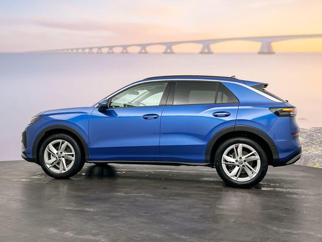 Volkswagen T-Roc Life First Edition 1.5 eTSI 85 kW / 116 PK SUV 7 v