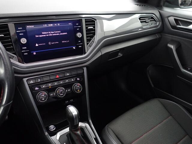 Volkswagen T-Roc 1.5 TSI Sport R Line Aut- Panoramadak, IQ Drive, Virtual Cockpit, Carplay, Android Auto, Keyless