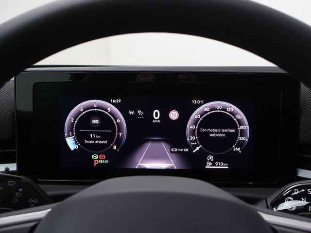 Volkswagen T-Roc 1.5 eTsi 116pk DSG Life First Edition | 18" Black Huntsville velgen | Stoel- & stuurwielverwarming |