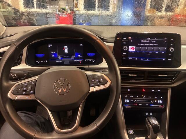 Volkswagen T-Roc 1.5 TSI 150PK AUTOMAAT! LED/ADAP.CRUISE/CARPLAY