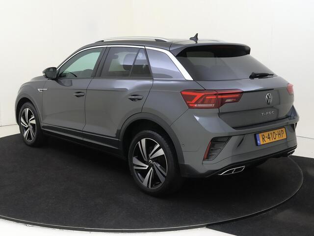 Volkswagen T-Roc 1.5 TSI R-Line | Parkeersensoren | Dodehoek detectie | Adaptieve cruise control | Digital cockpit Pro | CarPlay | Navigatie | Airco |