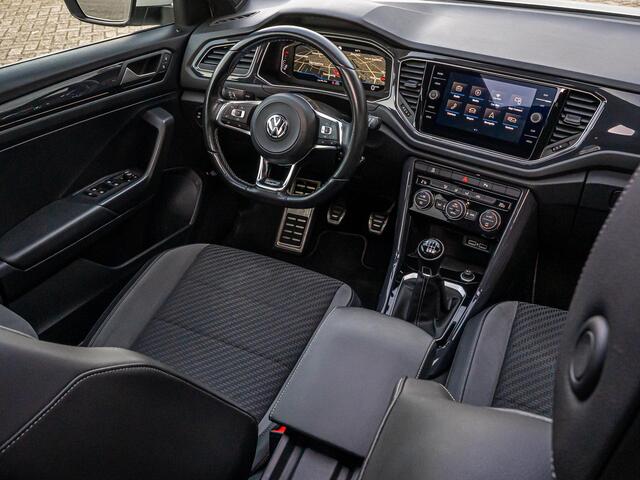 Volkswagen T-Roc 1.5 TSI Sport 2x R Line Pano VirtCP Beats