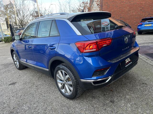 Volkswagen T-Roc 1.0 TSI Style // FULL LED // LEDER // NAVI // CLIMA // PDC V+A // STOELVERWARMING //
