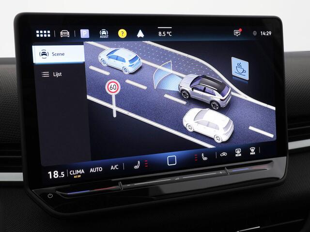 Volkswagen T-Roc Life First Edition 1.5 eTSI 116 PK 7 versn. DSG · Comfort Pakket · Achteruitrijcamera · Draadloze telefoonlader ·