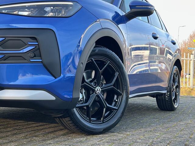 Volkswagen T-Roc 1.5 eTsi 116pk DSG Life First Edition App Connect / Demonstratie auto