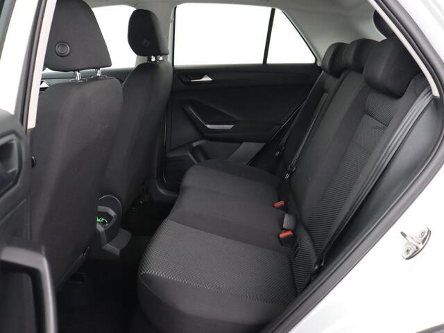 Volkswagen T-Roc 1.0 TSI | Adaptive cruise | Carplay | Airco | DAB | Bluetooth