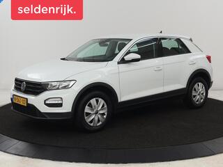 volkswagen-t-roc-1.0-tsi--adaptive