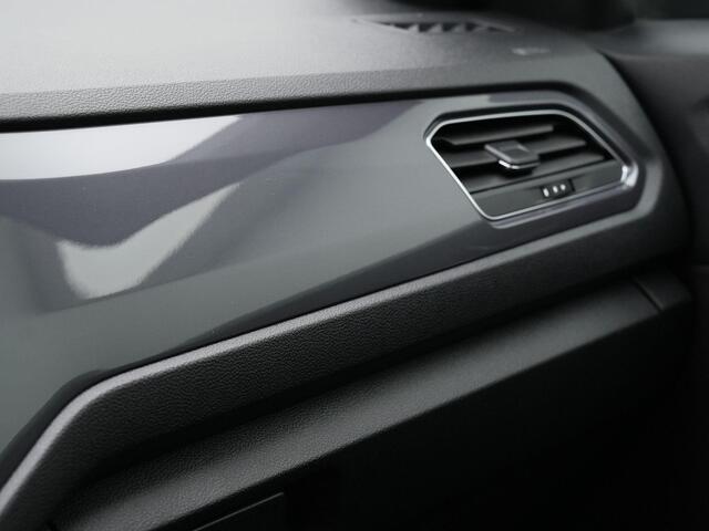 Volkswagen T-Roc 1.5 TSI 150 pk DSG Sport Business R / R-Line | Panoramadak | Achteruitrijcamera | Stoelverwarming | Navigatie