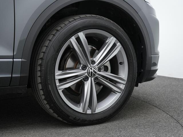 Volkswagen T-Roc 1.5 TSI 150 pk DSG Sport Business R / R-Line | Panoramadak | Achteruitrijcamera | Stoelverwarming | Navigatie