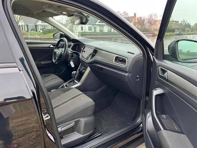 Volkswagen T-Roc 1.5 TSI Sport Virtual Cockpit / Camera / Trekhaak