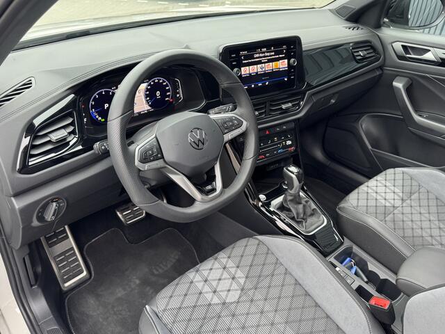 Volkswagen T-Roc 1.5 TSI R-Line Business | Trekhaak afnb. | Panodak | Keyless | Side Assist | Elk. A-klep | IQ Light | Prijs Rijklaar!!