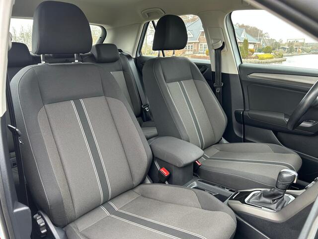 Volkswagen T-Roc 1.5 TSI Style Adaptive cruise / Trekhaak / Automaat