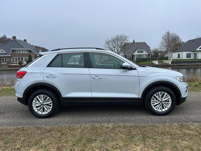 Volkswagen T-Roc 1.5 TSI Style Adaptive cruise / Trekhaak / Automaat