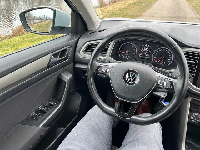 Volkswagen T-Roc 1.5 TSI Style Adaptive cruise / Trekhaak / Automaat