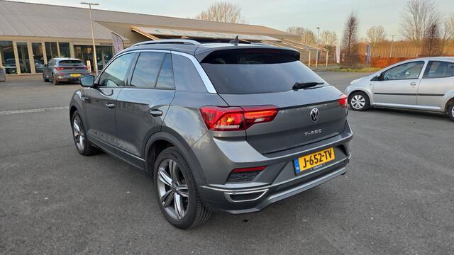 Volkswagen T-Roc 1.5 TSI 150pk Sport Business R DSG / Panoramadak / Navigatie / Camera