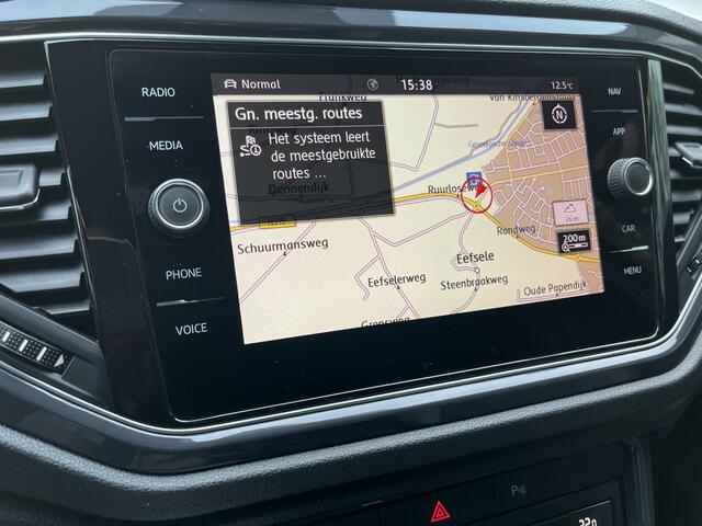 Volkswagen T-Roc 1.5 TSI Sport Business R | CAMERA | CARPLAY | 20INH | STOELVERW.