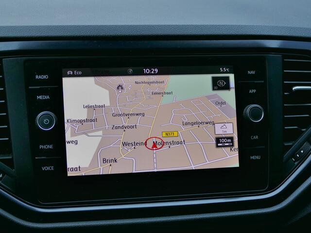 Volkswagen T-Roc 1.0 TSI Style | stoelverwarming | Apple Carplay/Android auto | all-season-banden | navigatie