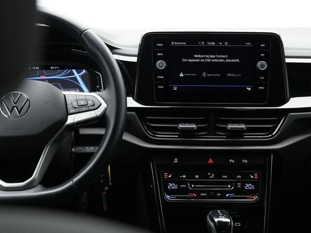 Volkswagen T-Roc 1.5 TSI 150 pk DSG Style | Beats | IQ Light | Achteruitrijcamera | Stoelverwarming | Massage | Alcantara