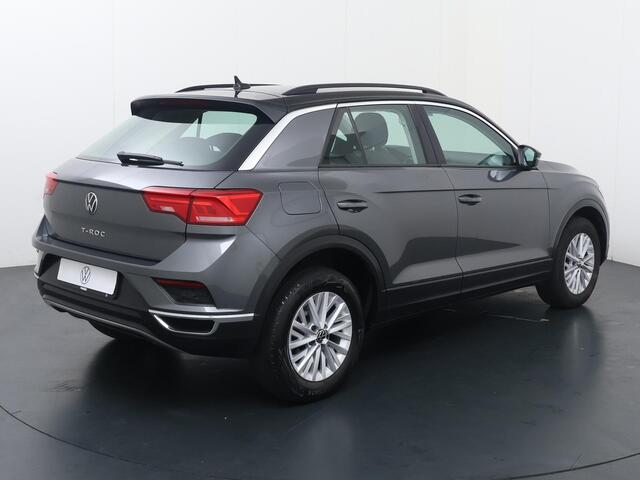 Volkswagen T-Roc 1.0 TSI Style | 110 PK | Navigatiesysteem | Achteruitrijcamera | Adaptive cruise control |
