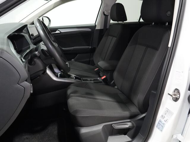 Volkswagen T-Roc 1.5 TSI 150pk DSG Life Navi via App Camera Clima Acc 128