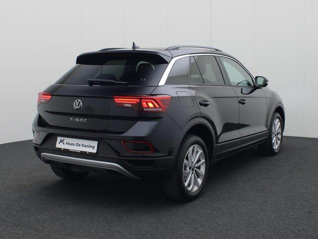 Volkswagen T-Roc 1.5TSI/150PK Life DSG · Navigatie · Apple/Android · Camera + Parkeersensoren · Garantie tot februari 2027