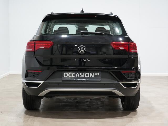Volkswagen T-Roc 1.5 TSI 150pk DSG United Clima Navigatie 17"velgen PDC