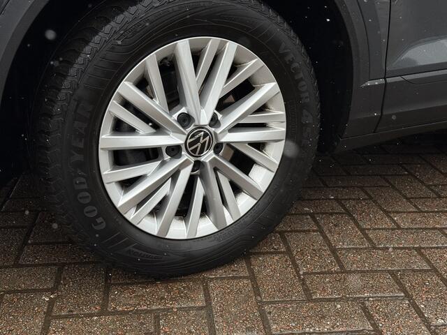 Volkswagen T-Roc 1.0 TSI Style Business | Navigatie | ACC | PDC V+A | Elekt. Kofferklep | Apple Carplay/Android Auto | RIJKLAARPRIJS INCL 12 MAANDEN GARANTIE EN BEURT