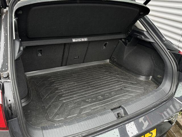 Volkswagen T-Roc 1.0 TSI Style Business | Navigatie | ACC | PDC V+A | Elekt. Kofferklep | Apple Carplay/Android Auto | RIJKLAARPRIJS INCL 12 MAANDEN GARANTIE EN BEURT