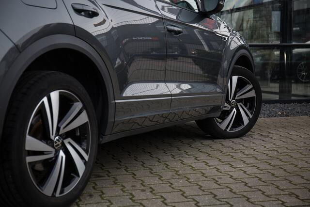 Volkswagen T-Roc 1.5 TSI R-Line , Adaptive cruise, Trekhaak, Apple Carplay