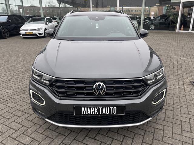 Volkswagen T-Roc Sport R-Line Black Style Carplay Cruise Stoelverwarming
