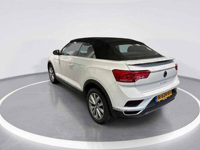 Volkswagen T-Roc Cabrio 1.5 TSI 150pk DSG Style · Apple/Android Car Play · Stoelverwarming · Alarm · Navigatie · P-Sensoren · 17'' Inch ·