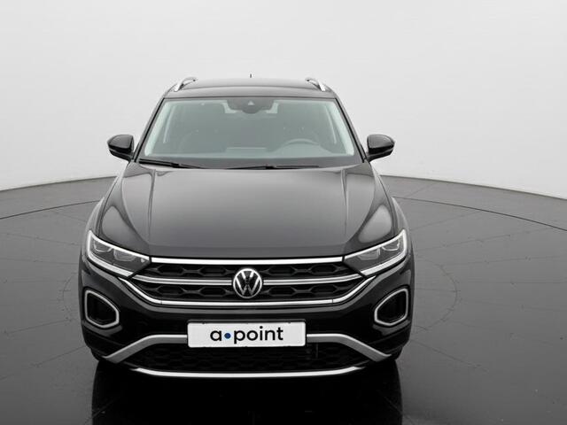 Volkswagen T-Roc 1.5 TSI Style 150 PK DSG | Private lease vanaf ¤641,-| Trekhaak afneembaar | Navigatie | Stoel verwarming en massage | Alcantara |