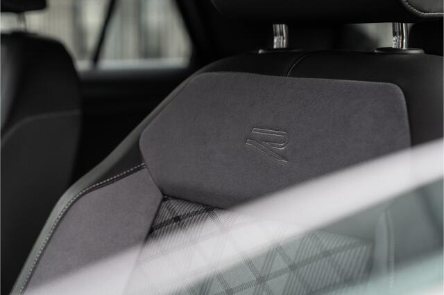 Volkswagen T-Roc 1.5 TSI | 3X R-Line | IQ Lights | Virtual | Harman Kardon | Elektr Achterklep | Lane Assis | Front Assis |