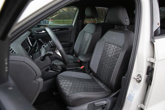 Volkswagen T-Roc 1.5 TSI R-Line Edition , Ascot Grijs, Adap. cruise, Stoel/stuurverwarming,