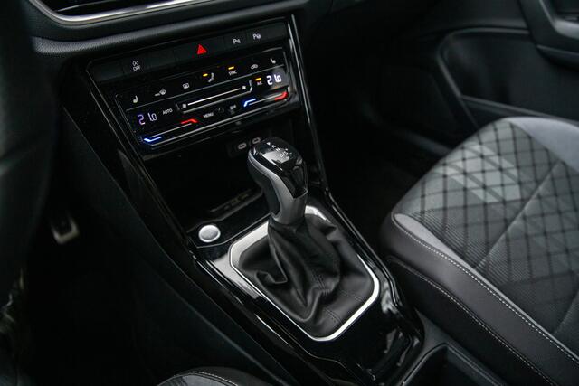 Volkswagen T-Roc 1.5 TSI R-Line Edition , Ascot Grijs, Adap. cruise, Stoel/stuurverwarming,