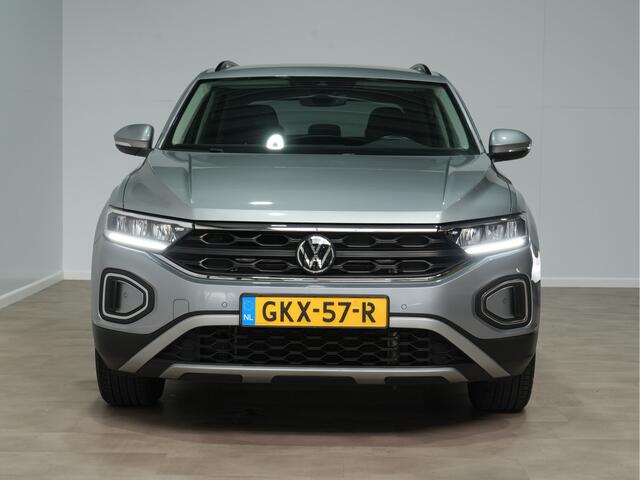 Volkswagen T-Roc 1.5 TSI 150pk DSG Life Edition Carplay/Android Camera keyless Acc Lm Velgen 122