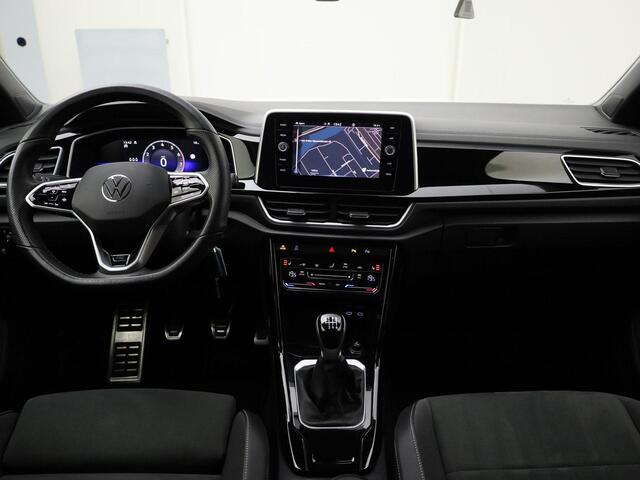Volkswagen T-Roc 1.0TSI/110PK R-Line Navigatie · Apple/Android Car Play · Camera + Parkeersensoren · Garantie t/m 03-02-2028 of 100000km.