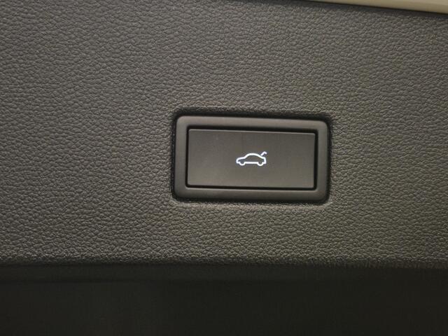 Volkswagen T-Roc 1.5 TSI Style -150pk- Automaat | IQ LED | Stoelverwarming | Rijklaarprijs incl. 1 jaar Bovag garantie