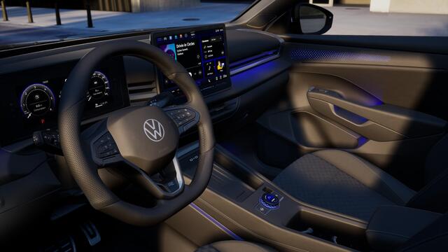 Volkswagen T-Roc R-Line First Edition 1.5 eTSI 110 kW / 150 PK SUV