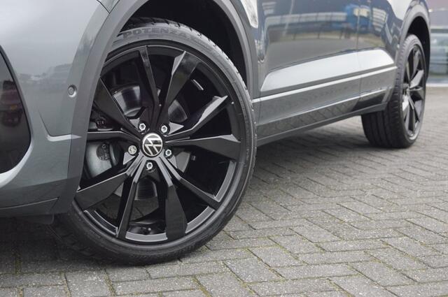 Volkswagen T-Roc 1.5 TSI DSG R-Line /Panodak/19 Inch LM /Camera / IQ Matrix LED