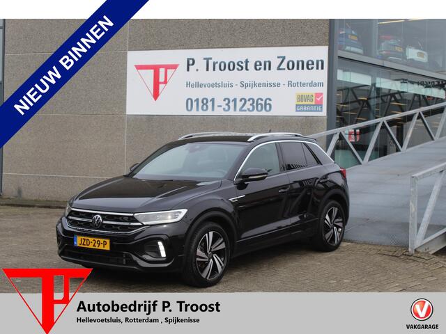 Volkswagen T-Roc 1.5 TSI R-Line Automaat/Trekhaak afneembaar/Apple carplay/Achteruitrijcamera/Keyless/Stoelverwarming/IQ Light/Adaptive cruise control/Parkassist/Lane assist/DAB+/Inklapbare spiegels