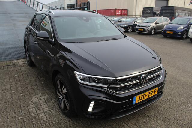 Volkswagen T-Roc 1.5 TSI R-Line Automaat/Trekhaak afneembaar/Apple carplay/Achteruitrijcamera/Keyless/Stoelverwarming/IQ Light/Adaptive cruise control/Parkassist/Lane assist/DAB+/Inklapbare spiegels