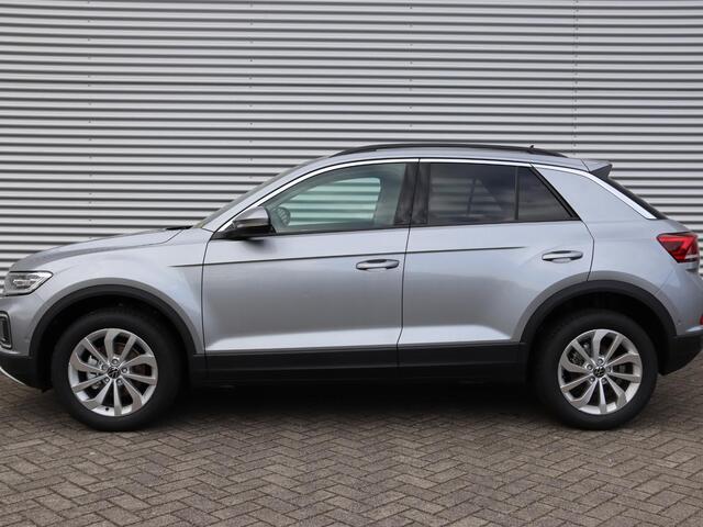 Volkswagen T-Roc Life Edition 1.0 85 kW / 116 pk TSI SUV 6 versn. Hand | Climatronic | Multimedia pakket incl. navigatie | LED Plus |