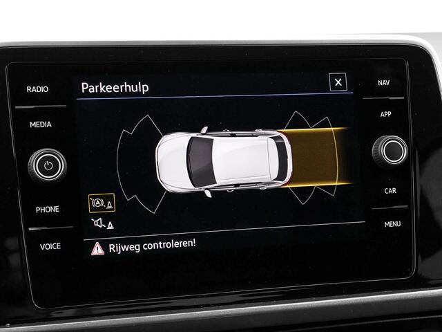 Volkswagen T-Roc 1.5 TSI 150pk DSG Style · Apple/Android Car Play · Afneembare Trekhaak · Massagefunctie Bestuurder · Stoelverwarming · Sportstoelen · Garantie t/m 07-01-2027