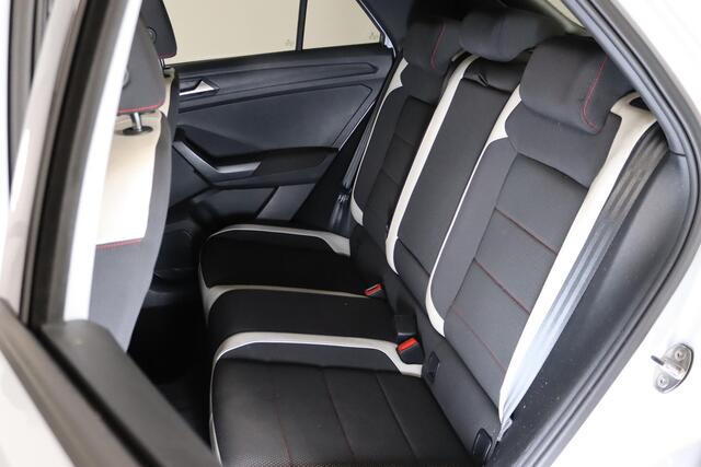Volkswagen T-Roc 1.5 TSI Sport Panoramadak, ACC, Bluetooth, LED, Virtual,
