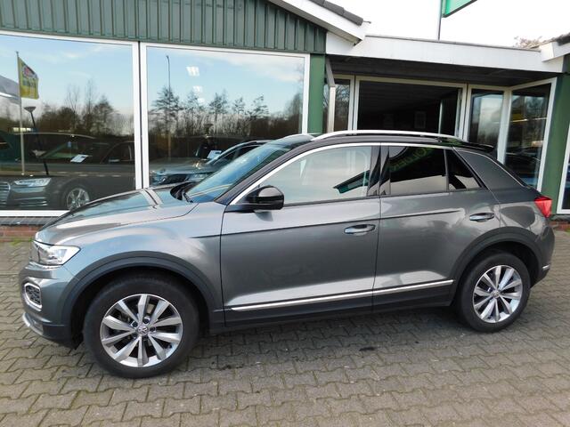 Volkswagen T-Roc 1.5TSI 150PK DSG STYLE! All-in Prijs! Trekhaak!