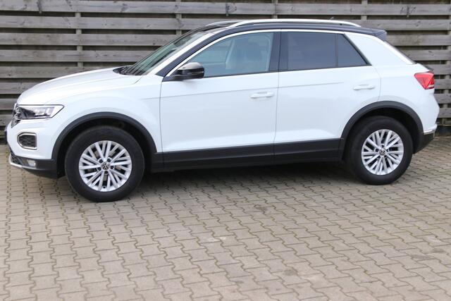 Volkswagen T-Roc 1.0 TSI Style Business / Navi / Climate / Stoelverwarming / Trekhaak