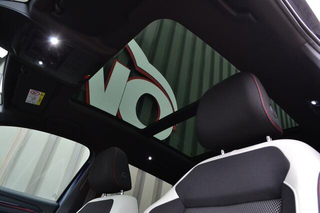 Volkswagen T-Roc 1.5 TSI DSG Sport LED/Camera/Pano/Keyless