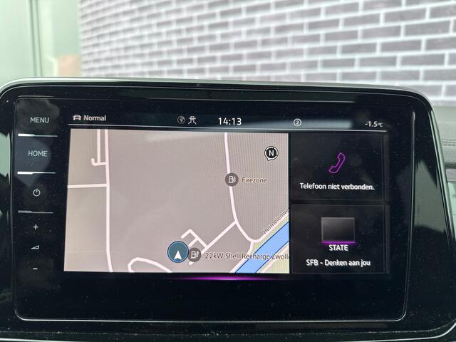 Volkswagen T-Roc 2.0 TSI 4Motion R-Line Business+ / Panoramadak / Camera / Leder / Matrix LED / 18'' / Sfeerverlichting / CarPlay / Stoelverwarming / DAB / ACC